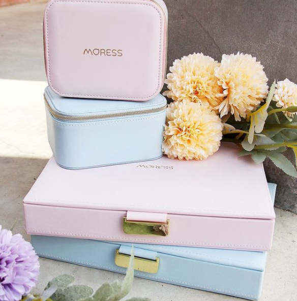 leather jewelry storage case