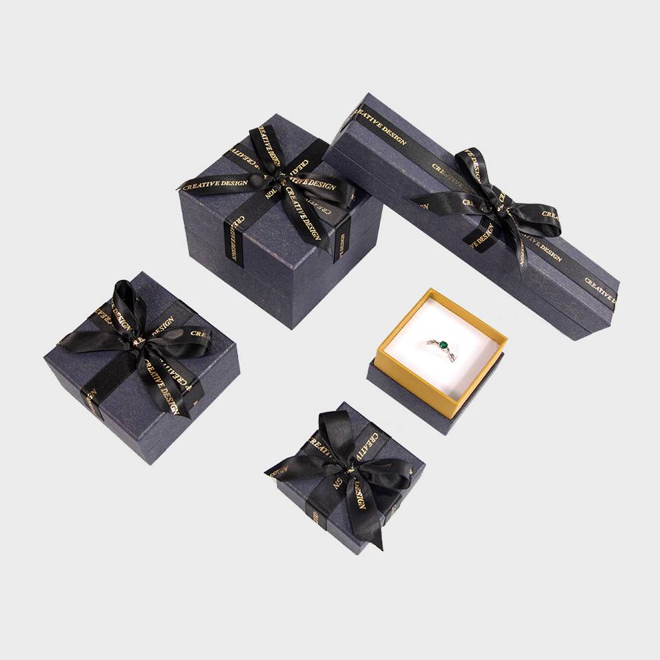 Fancy jewelry ring pendant bracelet bangle boxes wholesale